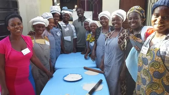 Cooking course participants